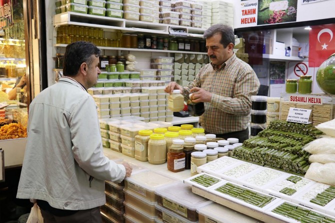 Ramazan gelmeden çarşı pazara bereketi geldi