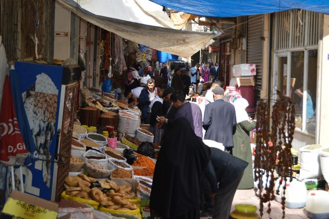 Siirt esnafı Ramazan arifesinde umduğunu bulamadı