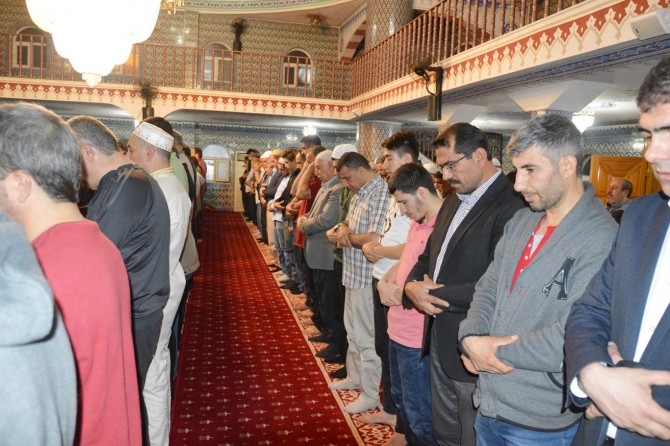 Siirtlilerden siyonist katillere öfke