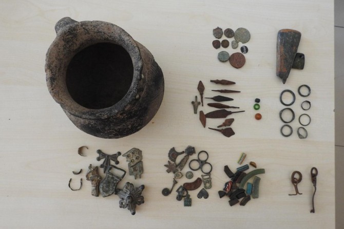 Bizans dönemine ait 75 parça tarihi eser ele geçirildi