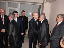 Maliye Bakanı Batmanlılarla Bayramlaştı