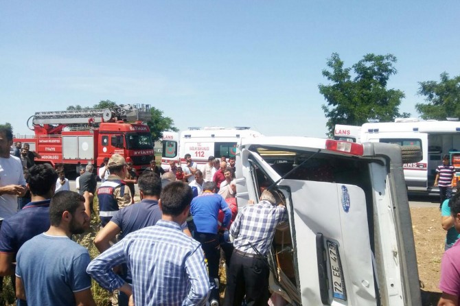 Batman-Kozluk Karayolunda araç takla attı: 3 yaralı