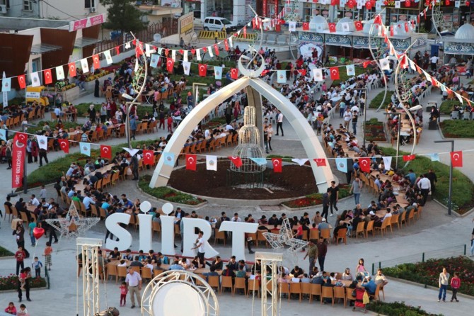 Ensar ve muhacir iftar sofrasında bir arada