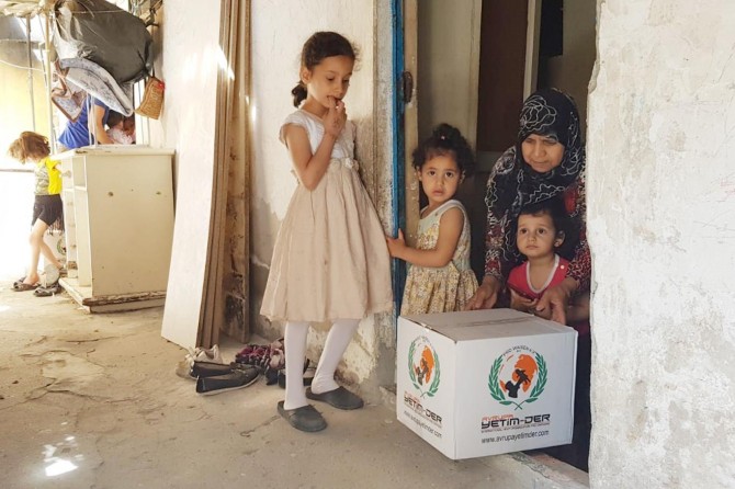 Avrupa Yetim-Der Ramazan yardımlarına başladı
