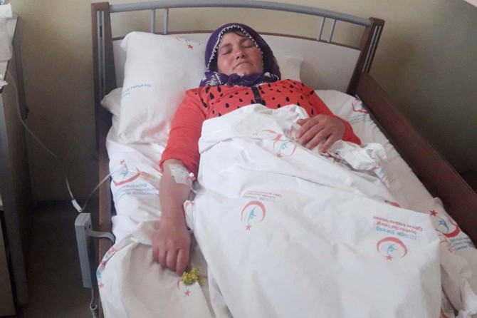 TV'de gördüğü ilaçları alıp kullanan kadın komaya girdi