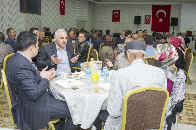 “Huzurla kardeşliğin zirve yaptığı iftar anlarını hep beraber yaşıyoruz”