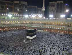 Hacılar Şeytan Taşladı