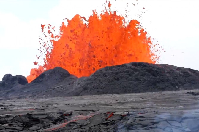 Kilauea volcano continues spewing lava
