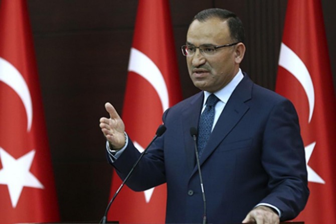 Bozdağ: Dolarla oynayanlar seçimin sonuçlarını değiştiremeyecek