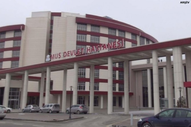 Zırhlı polis aracından açılan ateşle bir çocuk yaralandı