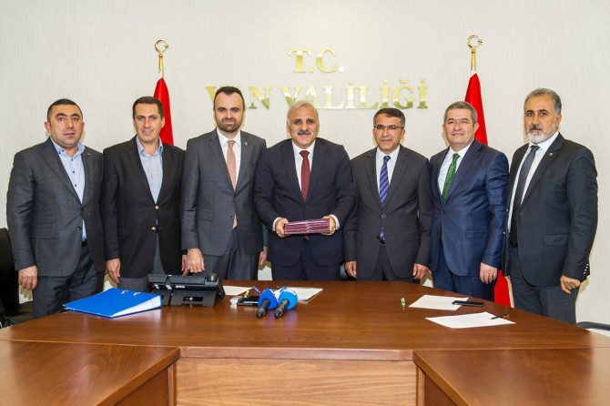 DAKA desteği ile Van OSB’nin yolları yenileniyor