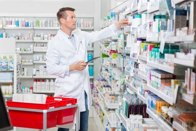 Eczacılık staj uygulamasında düzenleme