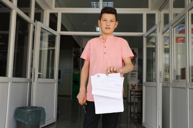 İlk kez yapılan LGS'nin heyecanı yaşandı