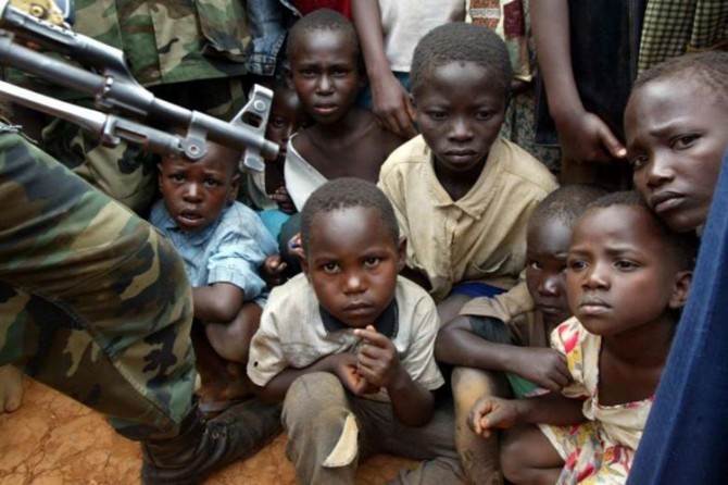 Zarok ji pevçûnan zirarê dibînin