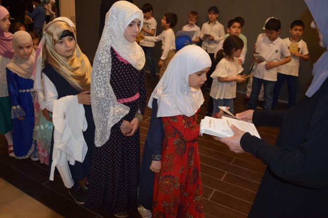 İMKANDER Muhacir Okulu mezunlarını verdi