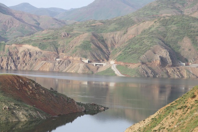 Medeniyetlere ev sahipliği yapan köy tarihi ve kültürüyle sulara gömüldü