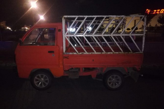 Otomobil hırsızları suçüstü yakalandı