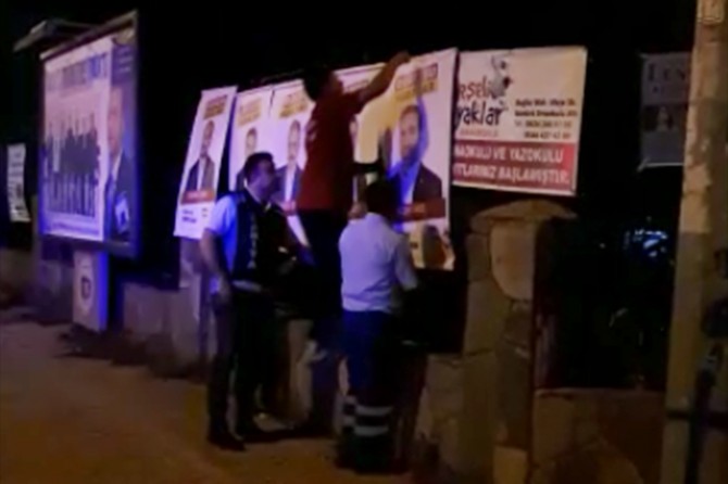 Elazığ Kovancılar'da HÜDA PAR afişlerinin sökülmesine tepki