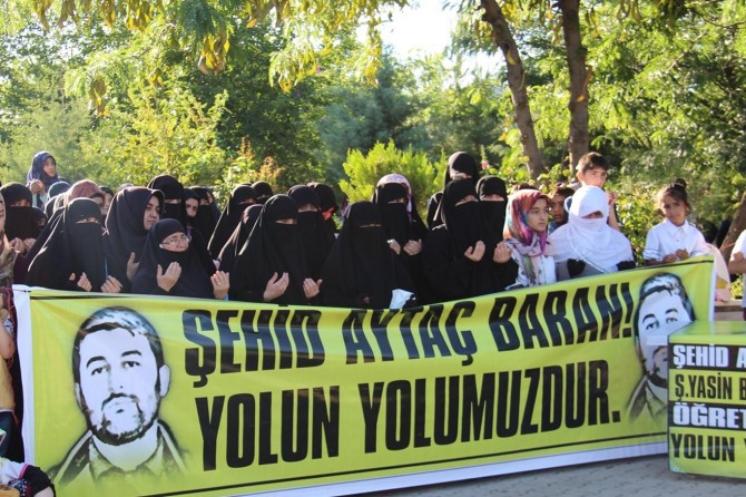 Şehid Aytaç Baran kabri başında anıldı