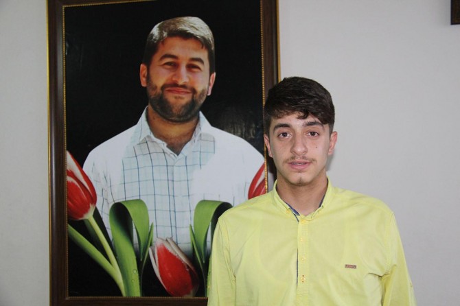 Onlar yıkmak için Aytaç hoca da yapmak için mücadele ediyordu