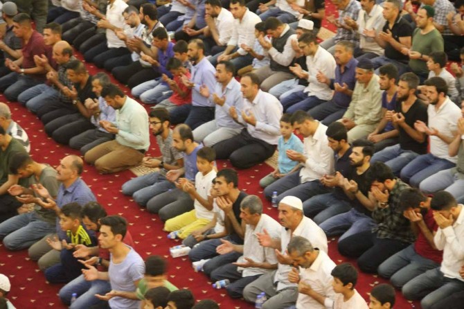 Midyat'ta Kadir Gecesi ihya edildi