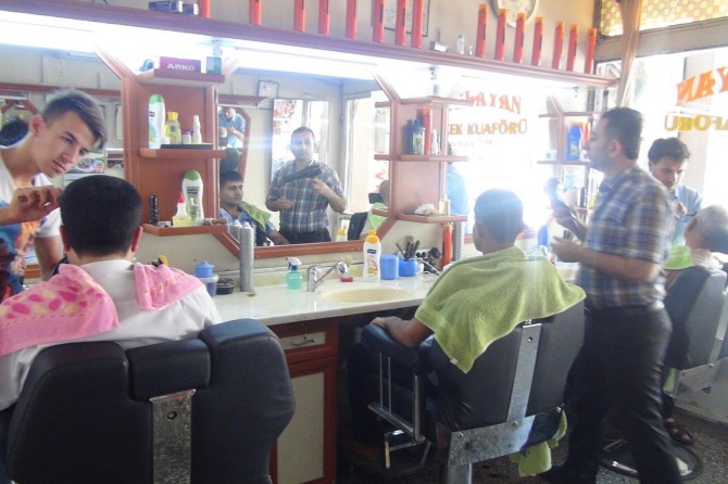 Berberlerin bayram mesaisi başladı