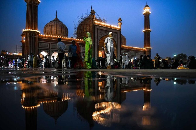 Ramazan Bayramı birçok İslam beldesinde kutlanıyor