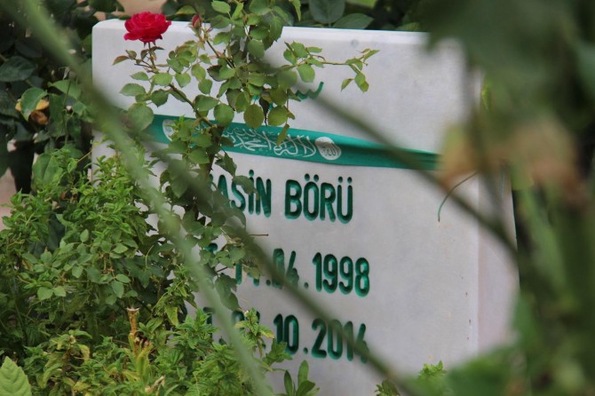 Yasîn Boru û hevalên wî yên ku ji teref PKKyîyan ve hatin qetilkirin hatin bîranîn