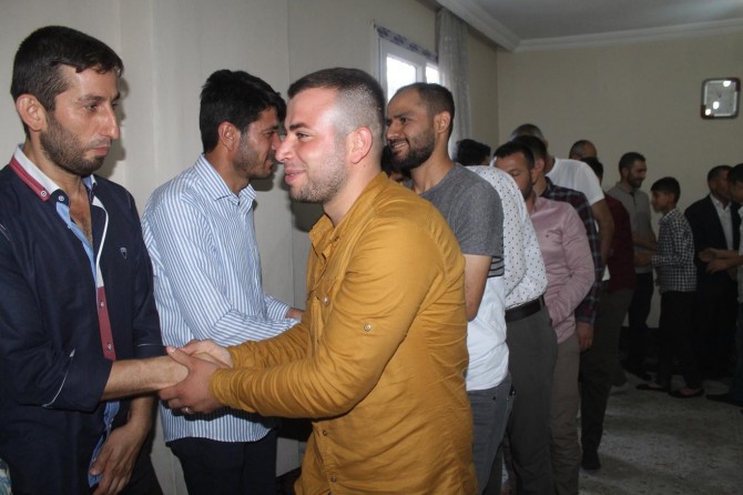 HÜDA PAR Silopi’de halkla bayramlaştı