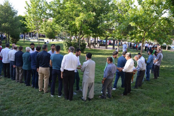 HÜDA PAR'dan Batman'da örnek bayramlaşma programı