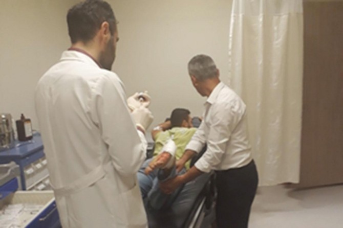 ​Siirt Kurtalan'da iki aile arasında silahlı kavga: 5 yaralı