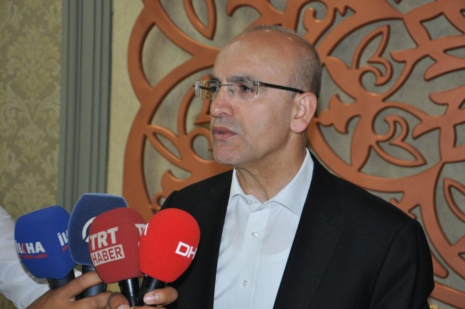 ​Şimşek: 8-10 bakanlık daha azaltılabilir mi diye bir çalışma var