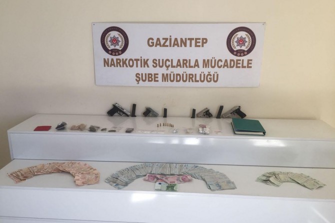 ​Gaziantep'te uyuşturucu operasyonu: 11 gözaltı