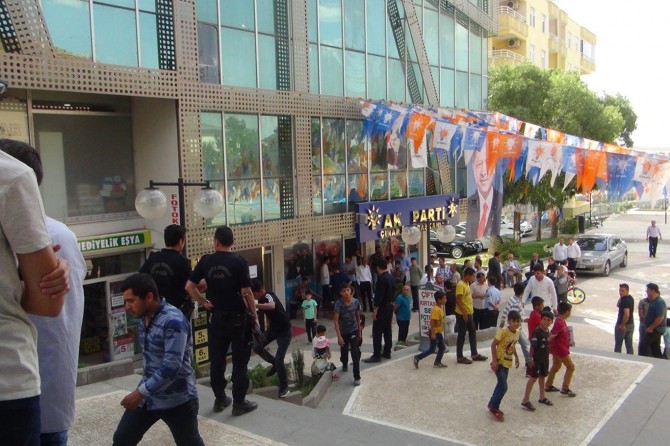 Çınar'da intihara kalkışan adam ikna edildi