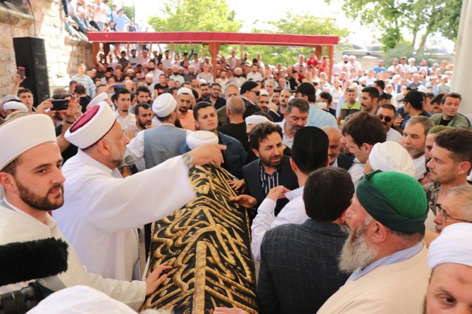 Balkanlıoğlu son yolculuğuna uğurlandı