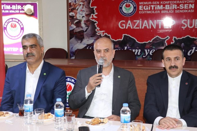 Siyonist rejimi devlet olarak kabul etmiyoruz