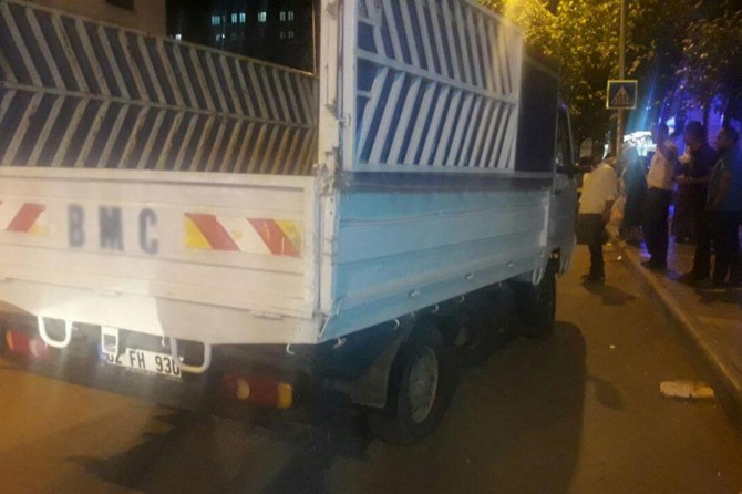 Diyarbakır'da aracın çarptığı küçük kız yaralandı