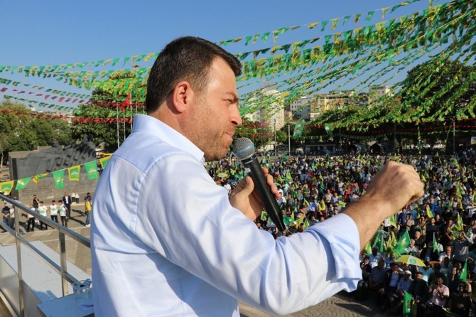 Bes HUDA PAR wek partî dikare vê valahîyê dagire