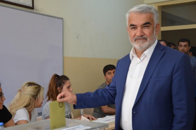 Yapıcıoğlu oyunu kullandı