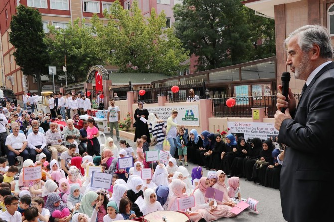 Kur'an kursları Camide Çocuk Sesi Vatanımın Neşesi temasıyla başladı