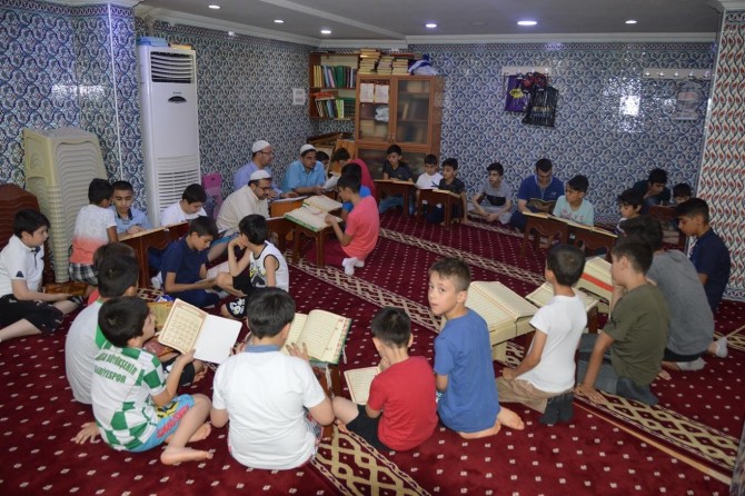 Çocuklarımızın Kur’an öğrenme şevkini kırmayalım