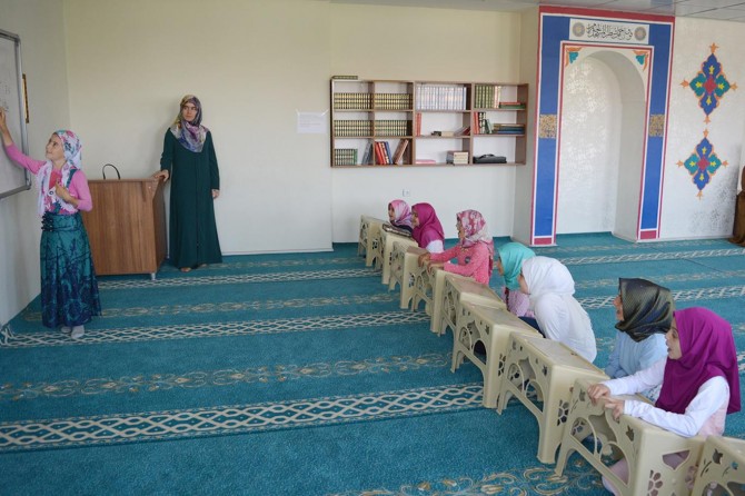 Batman'da yaz Kur'an kursunda hafızlık eğitimi