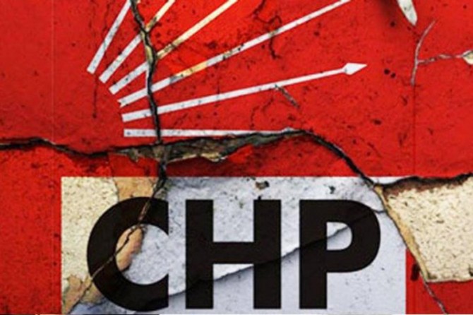 Şırnak'ta CHP'nin il yönetimi ve 180 üyesi istifa etti