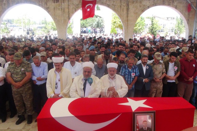 PKK saldırısında hayatını kaybeden asker defnedildi
