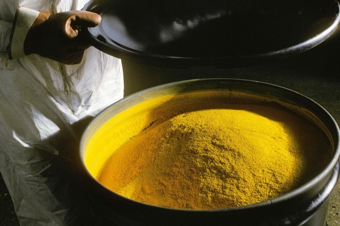 Îran bo ardûya nukleer dest bi xebatan kir