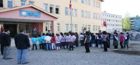 Andımız, Faşist İdeolojinin Bir Eseridir