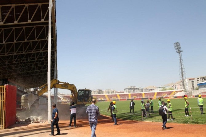 Van Şehir Stadı yenileniyor