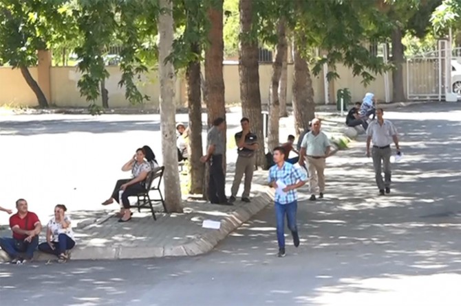 Gaziantep’te YKS'ye koşarak yetiştiler