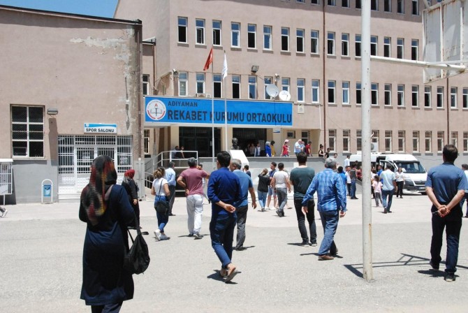 TYT sona erdi gözler yarın ki AYT’de