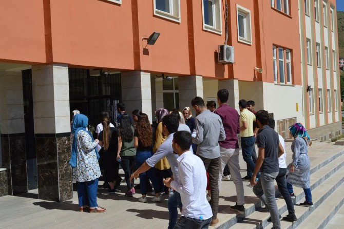 Üniversite adayları için heyecan başladı